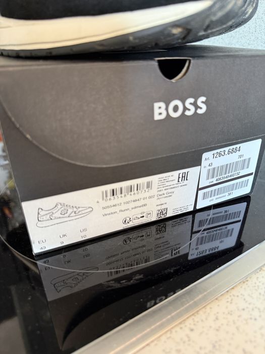 Hugo Boss -43 номер
