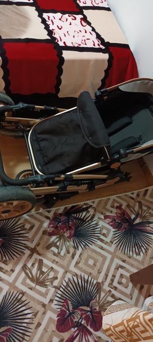 De vânzare căruț 3 în 1