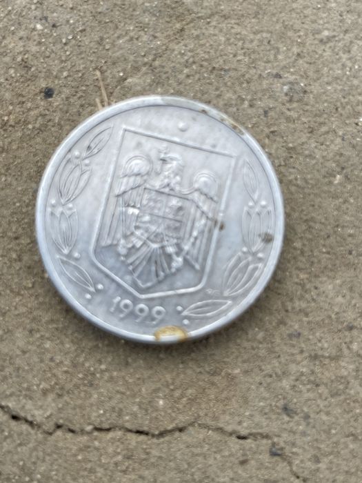 Vand moneda de 500 din 1999