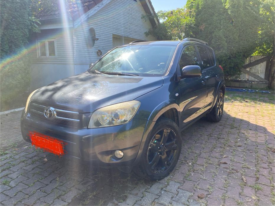 Vand Toyota RAV4 in perfecta stare de functionare