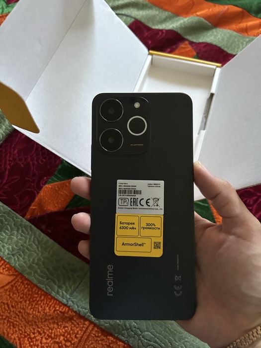 Продается телефонRealme note 70