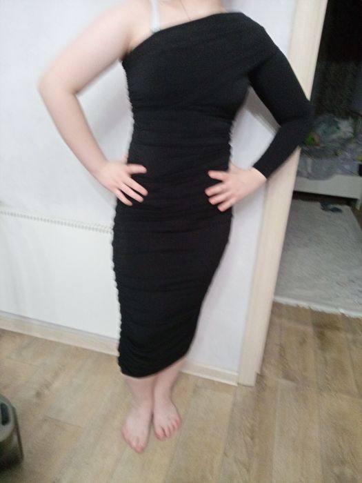 Срочно продам платья