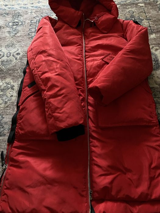 Продаю  Зимние куртки