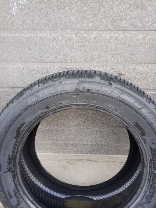 235 60 R18 Triangle