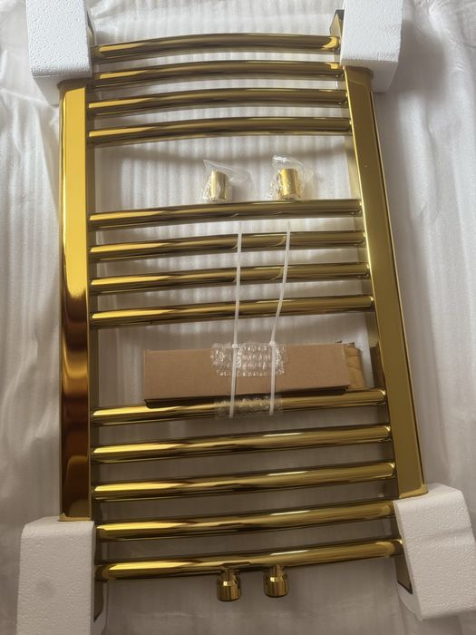 Calorifer baie tip scarita auriu lucios