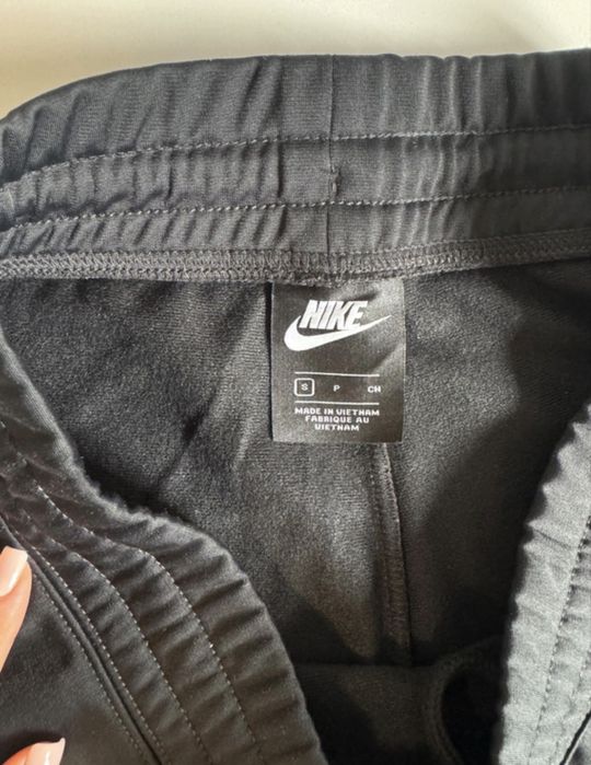 Pantaloni trening nike originali