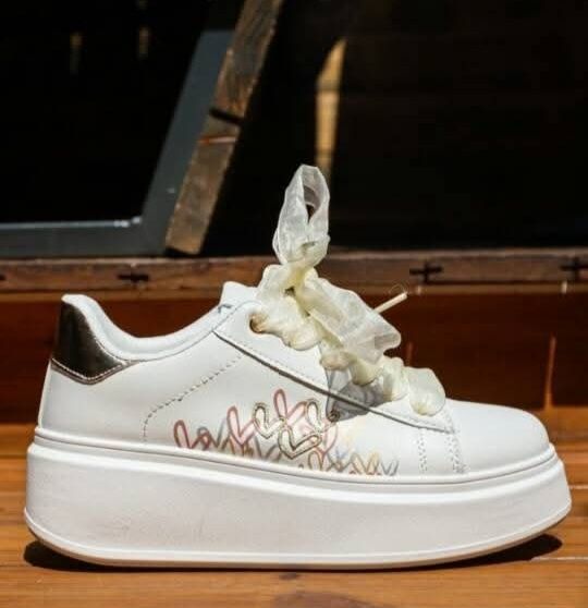 Бели кецове НОВИ