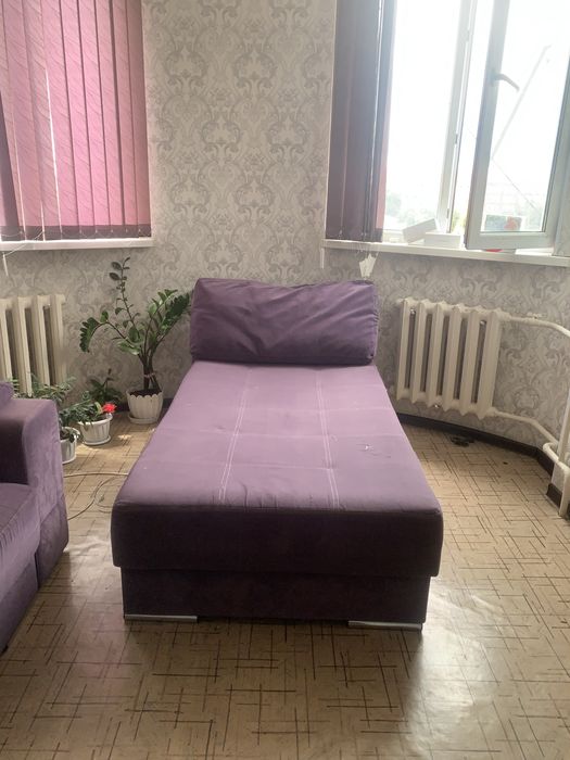 Диван, полка, кух гарн, стол, 4стулья, шкаф