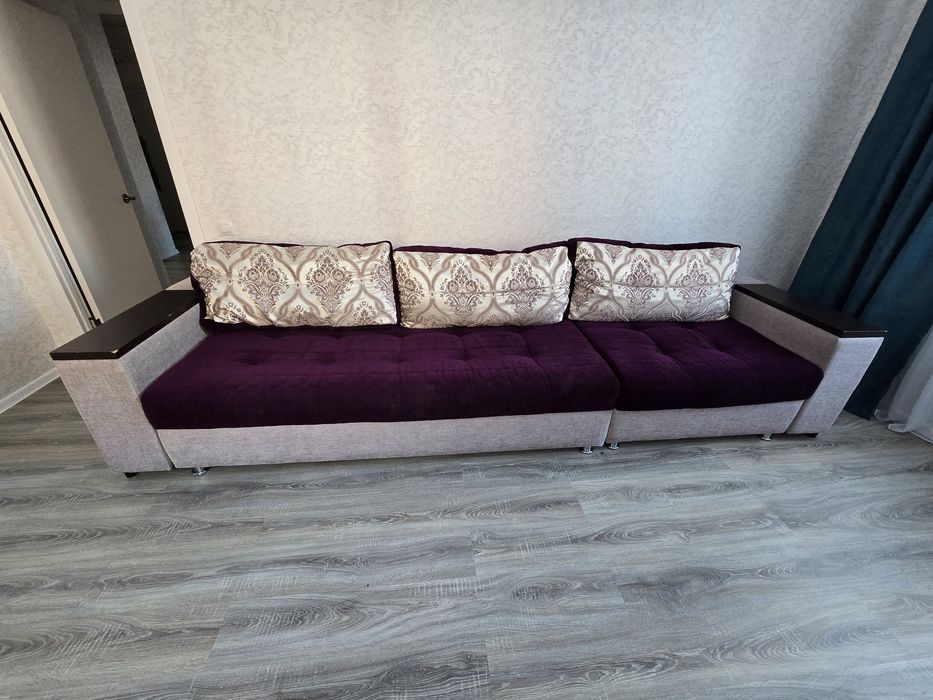 Продам диван 3,5 метра