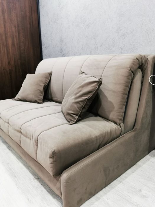 Продаются  2 дивана