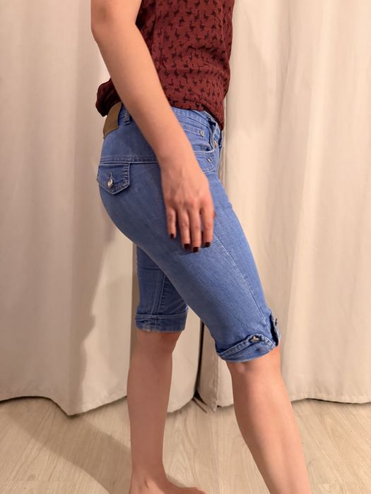 Pantaloni scurti (blugi scurti) pentru femei, S