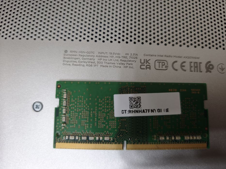 Оперативка samsung ddr4 4GB 3200