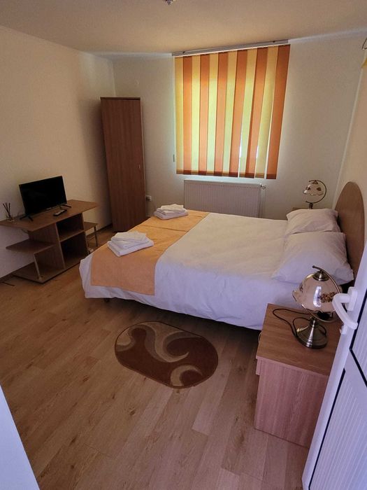 Ofer spre administrare pensiune 10 camere cu multiple dotari Paltinu.