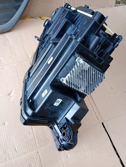 Grila far faruri full led Audi Q4 E-Tron