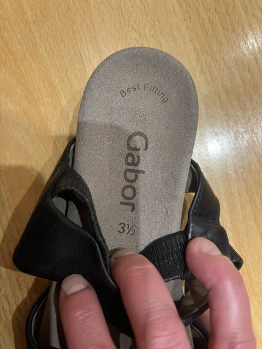 Sandale negre din piele Gabor
