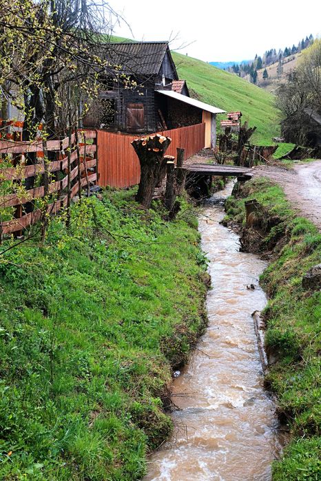 casă familială în Lunca De Sus, Valea Garbea, Harghita