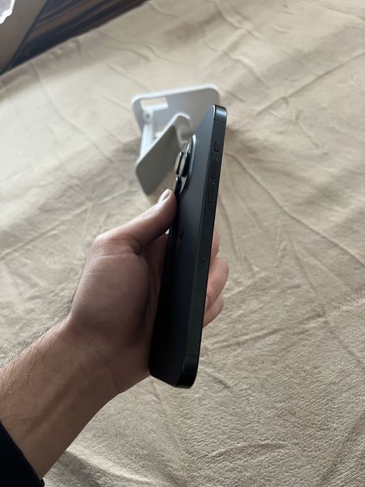 Продам Iphone 15 pro max 256 срочно