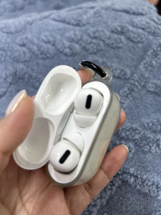Наушники airpods