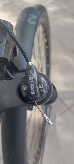 Продавам немски алуминиев велосипед    28 цола,56  см