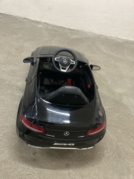 Детска акумулаторна кола мерцедес