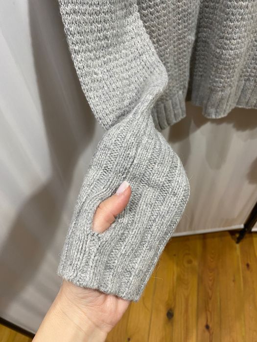 Пуловер от вълнена смес Armani Exchange в сиво