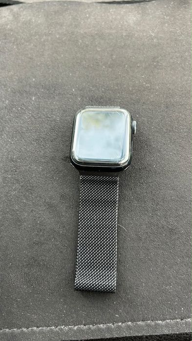 Срочно Apple Watch SE 2 GPS