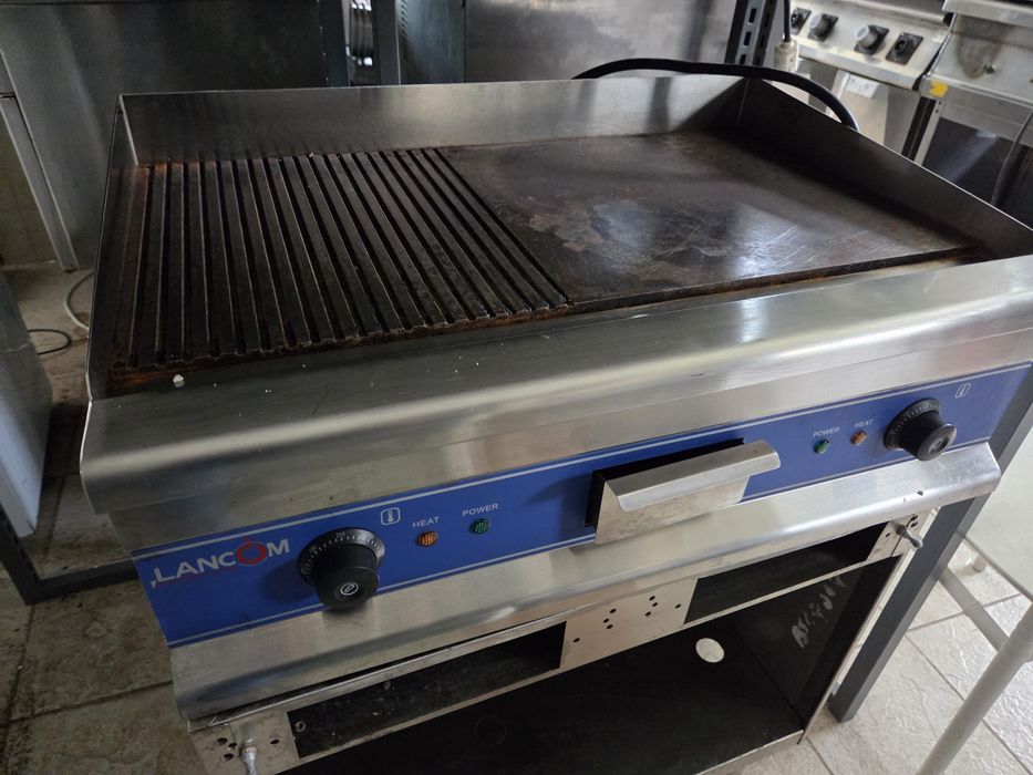 Grill de banc pe gaz sau curent, neted și striat,