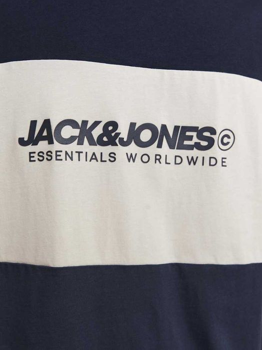 Tricou  Jack  and Jones   bumbac  ,   Marimea  M,L,XL ,  ORIGINAL