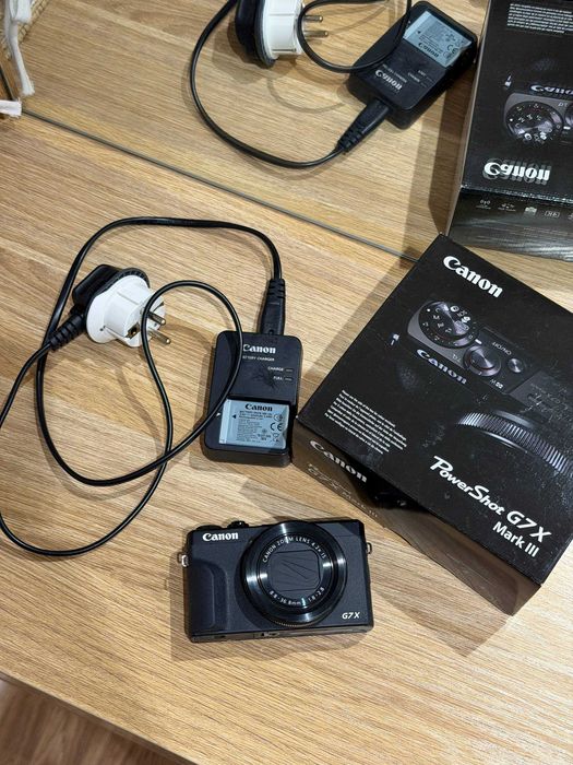 Canon g7x mark3 camera