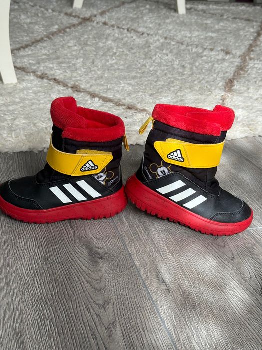 Зимни априлски/ботуши Adidas