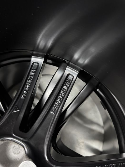 Jante Porsche Cayenne R21 Originale 9Y0 Pirelli Vara 90% 23/2024