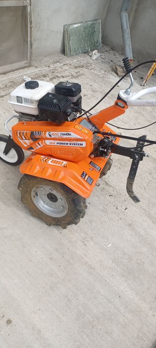 Vând motosapa dac