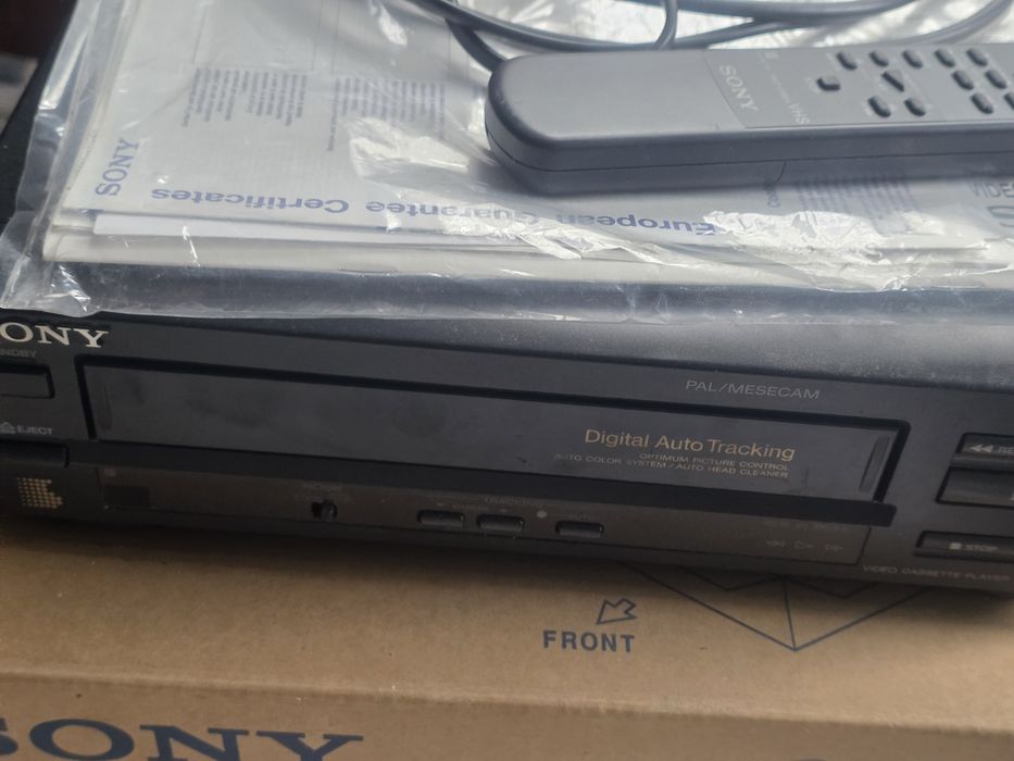 Видео Sony !Ивадено е от кашона!Мисля ,че не е използвано!