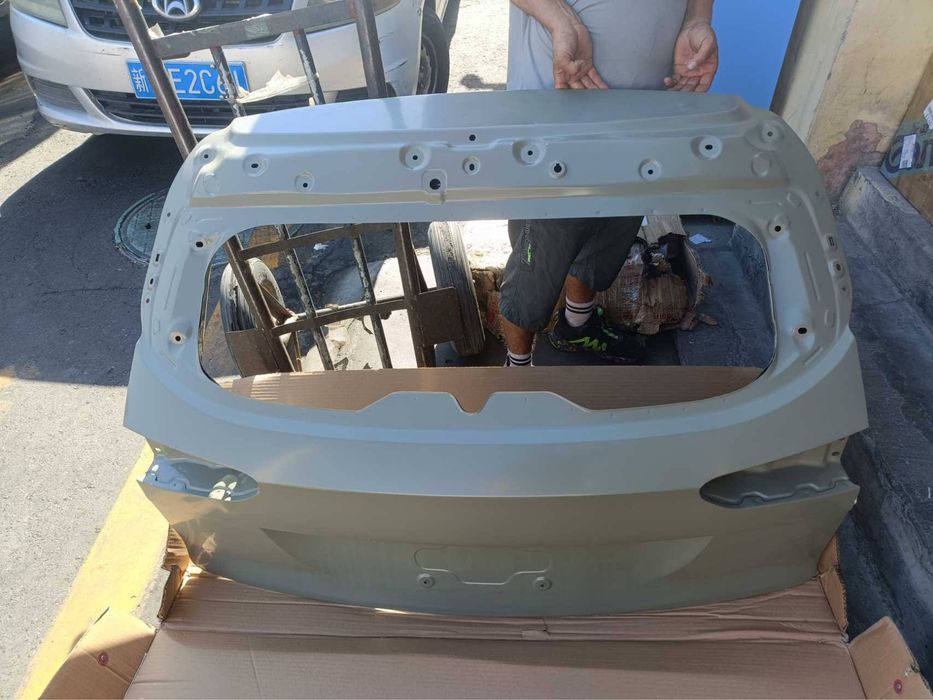 Крышка багажник Haval Jolion