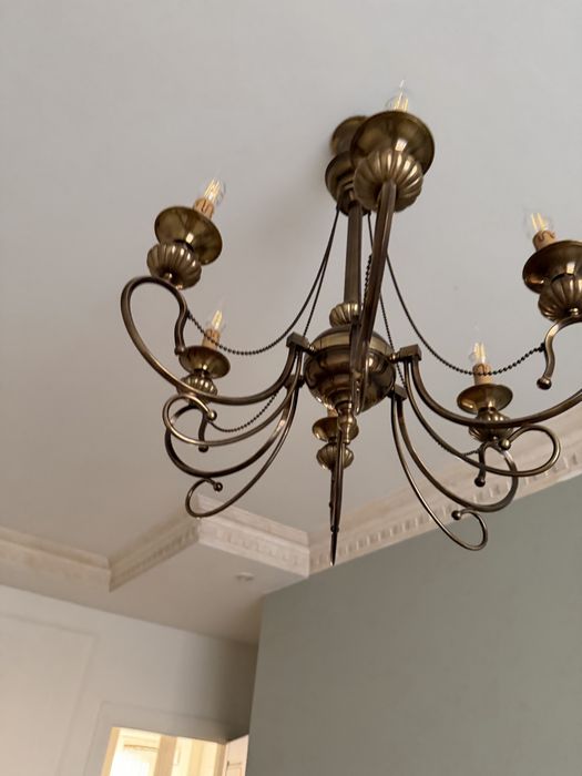 Светильник на потолок