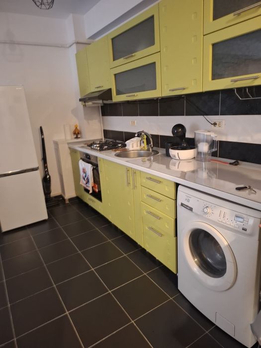 Apartament de închiriat