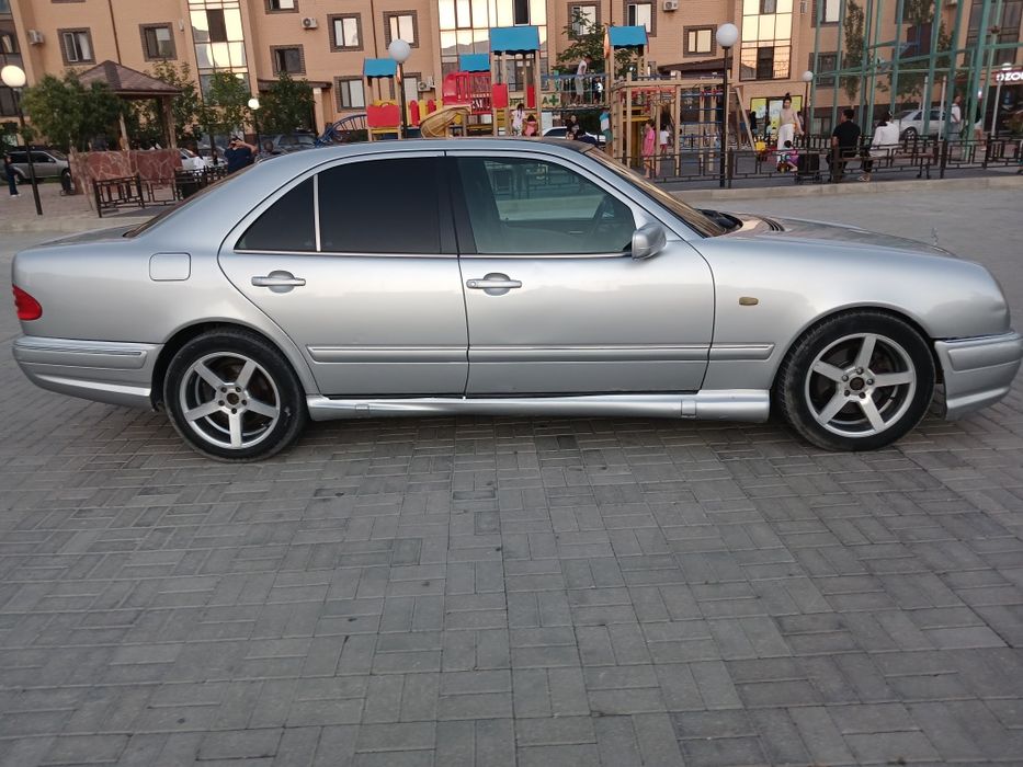 Машина сатылады 1996жылғы газ бензин