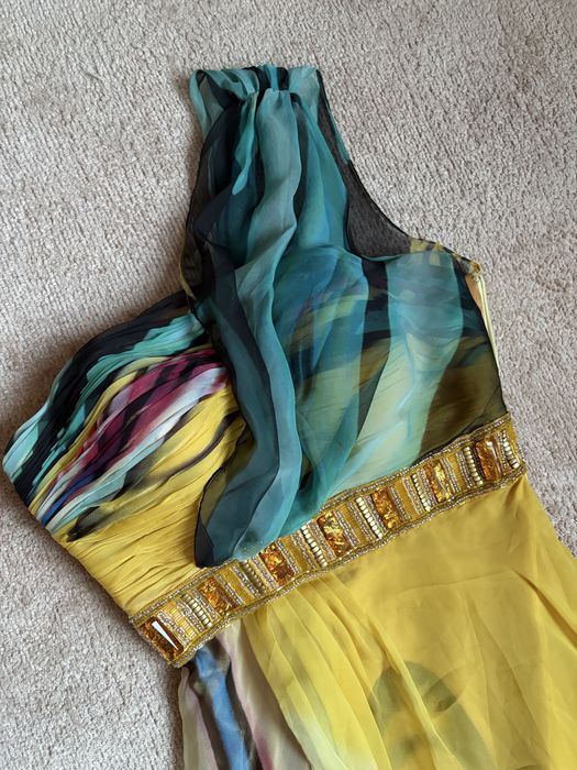 Платье на одно плечо S