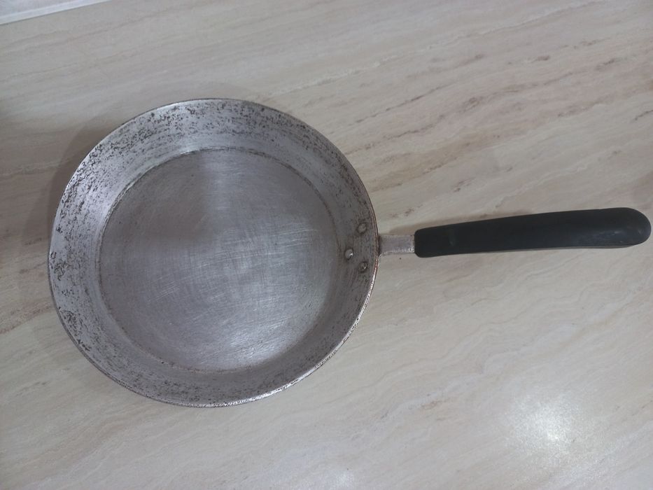Продам    посуду