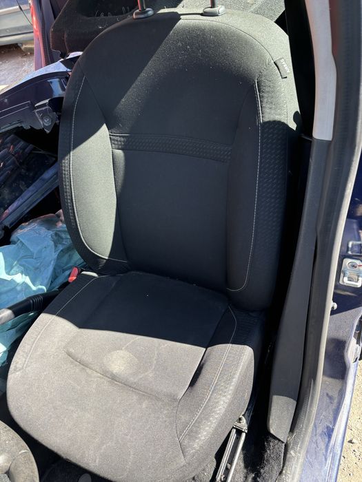 Дачия сандеро 1.0 бензин на части. 2020г