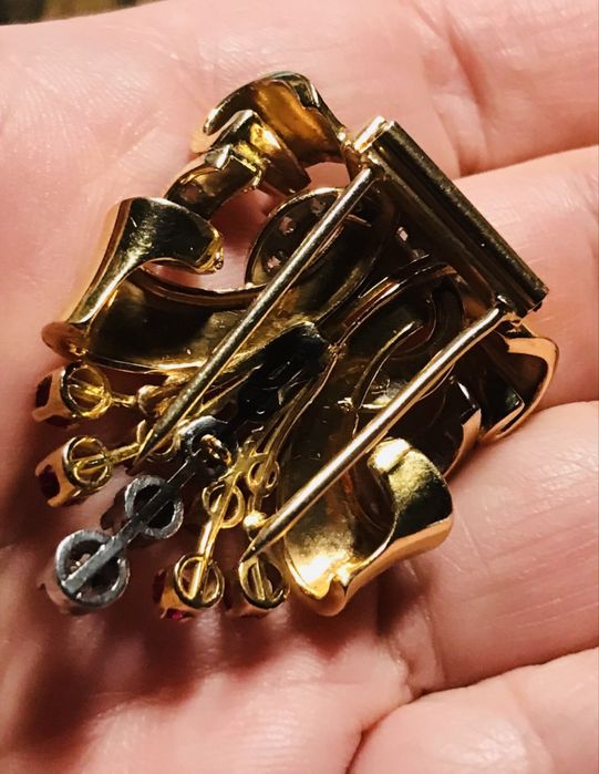Broșă aur 18k Art Deco 1900, cu diamante si rubine.