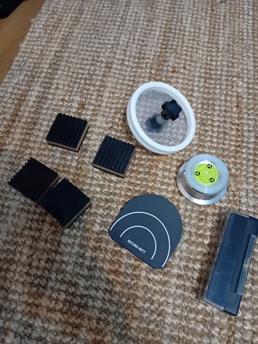 Vand Pickup Nad C588 cu accesorii