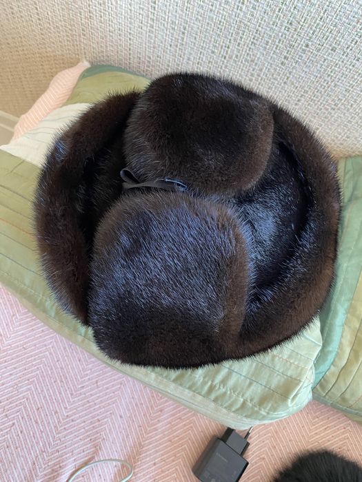 Продам норковую шапку