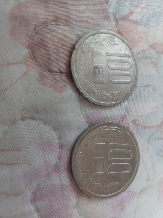 Vand monede vechi de 100 lei