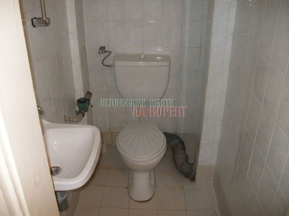 Офис в Варна-Център площ 30 цена 87000