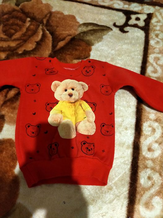 Отдам вещи на девочку.