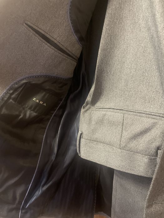 Мъжки костюм ZARA