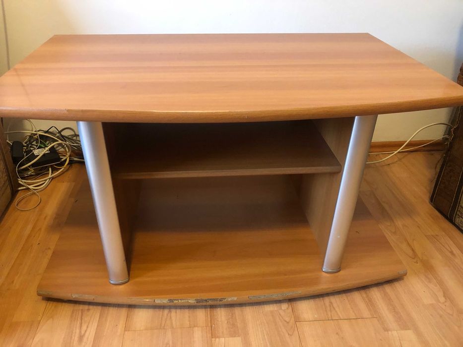 Vand comoda TV  din PAL