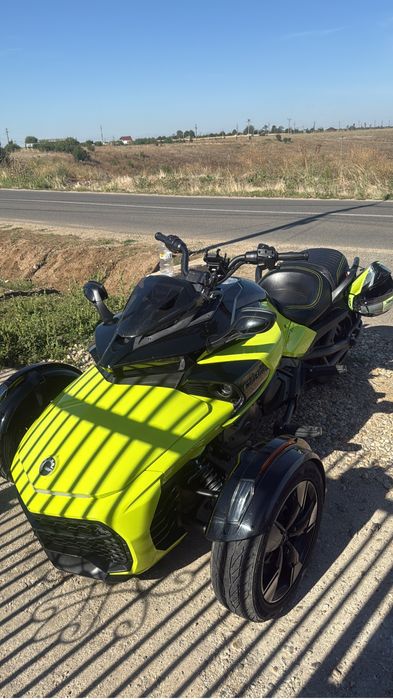 Can am spyder f3s