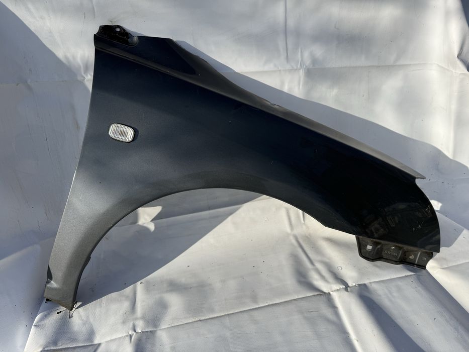 Десен Калник Toyota Avensis T250 /2003-2006г./ Авенсис